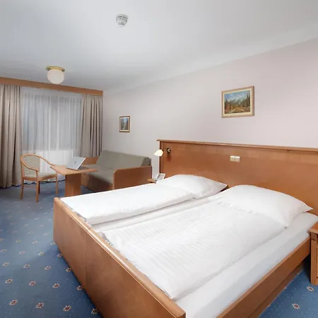 Wellness Windsor מלון 4*