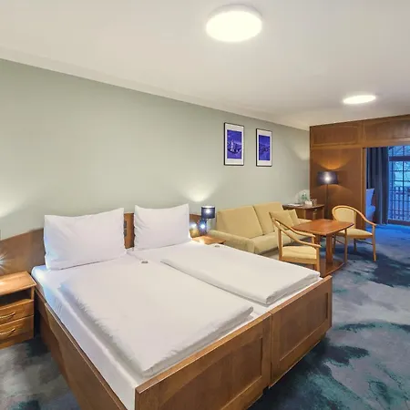 Wellness Windsor 4* Spindleruv Mlyn