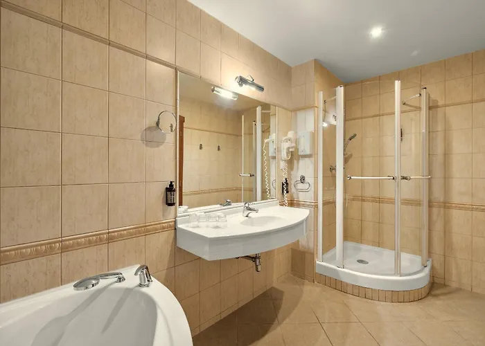 Wellness Windsor 4* Spindleruv Mlyn